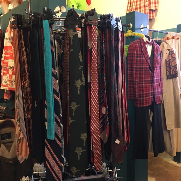 Meet your Posher, The Vintage Haberdashery STL - Picture 11 of 16